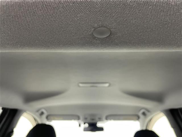 プリウス Ｓセーフティプラス　アルパイン９インチＳＤナビ　バックカメラ　パーキングアシスト　インテリジェントクリアランスソナー　トヨタセーフティセンス　カラーヘッドアップディスプレイ　ＬＥＤヘッドランプ　プッシュスタート　禁煙車（43枚目）