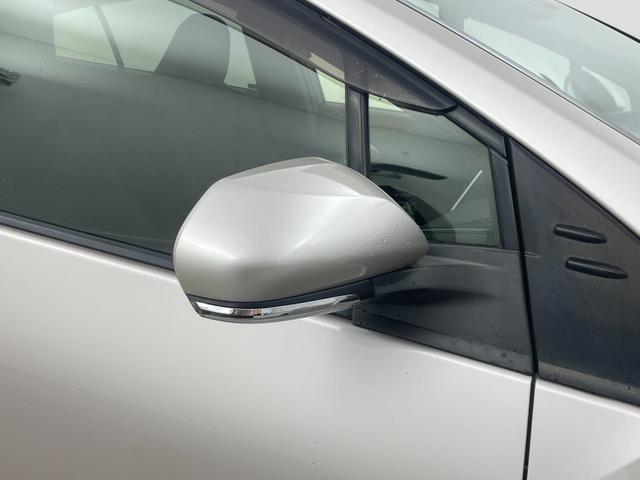 プリウス Ｓセーフティプラス　アルパイン９インチＳＤナビ　バックカメラ　パーキングアシスト　インテリジェントクリアランスソナー　トヨタセーフティセンス　カラーヘッドアップディスプレイ　ＬＥＤヘッドランプ　プッシュスタート　禁煙車（57枚目）