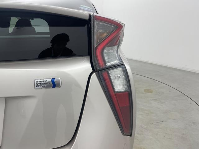 プリウス Ｓセーフティプラス　アルパイン９インチＳＤナビ　バックカメラ　パーキングアシスト　インテリジェントクリアランスソナー　トヨタセーフティセンス　カラーヘッドアップディスプレイ　ＬＥＤヘッドランプ　プッシュスタート　禁煙車（72枚目）