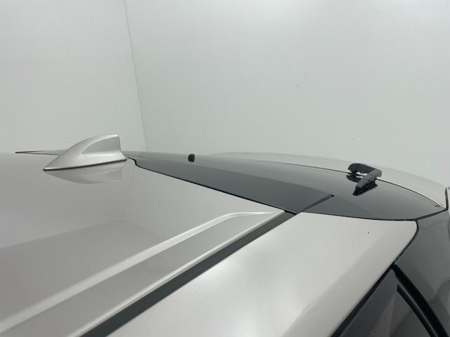 プリウス Ｓセーフティプラス　アルパイン９インチＳＤナビ　バックカメラ　パーキングアシスト　インテリジェントクリアランスソナー　トヨタセーフティセンス　カラーヘッドアップディスプレイ　ＬＥＤヘッドランプ　プッシュスタート　禁煙車（74枚目）