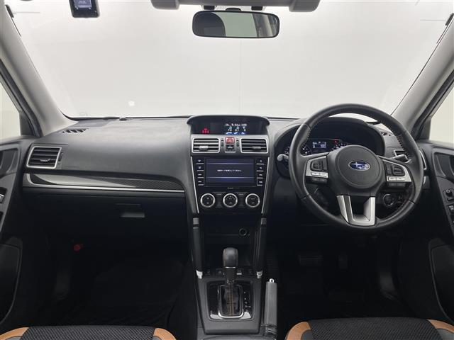 フォレスター Ｘ－ブレイク　カラーアクセント仕様　前席パワーシート　パワーリヤゲート　アドバンスドセイフティパッケージ　プッシュスタート　純正７インチナビ　バックカメラ　全席シートヒーター　ルーフレール　アイサイト　ＬＥＤヘッドライト　４ＷＤ　禁煙車（2枚目）