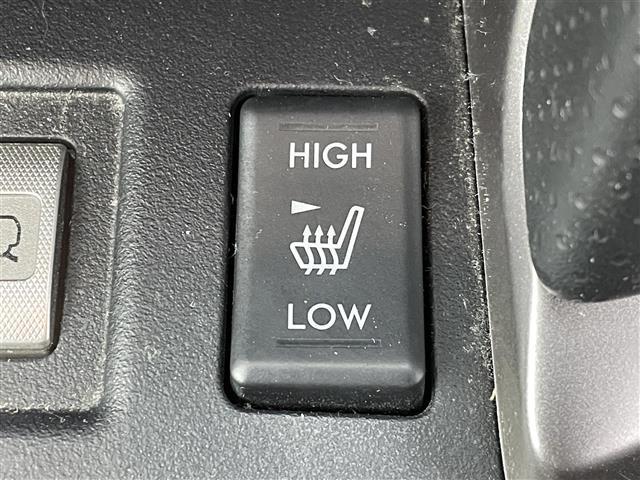 フォレスター Ｘ－ブレイク　カラーアクセント仕様　前席パワーシート　パワーリヤゲート　アドバンスドセイフティパッケージ　プッシュスタート　純正７インチナビ　バックカメラ　全席シートヒーター　ルーフレール　アイサイト　ＬＥＤヘッドライト　４ＷＤ　禁煙車（10枚目）