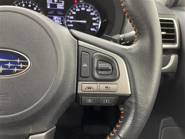 フォレスター Ｘ－ブレイク　カラーアクセント仕様　前席パワーシート　パワーリヤゲート　アドバンスドセイフティパッケージ　プッシュスタート　純正７インチナビ　バックカメラ　全席シートヒーター　ルーフレール　アイサイト　ＬＥＤヘッドライト　４ＷＤ　禁煙車（15枚目）