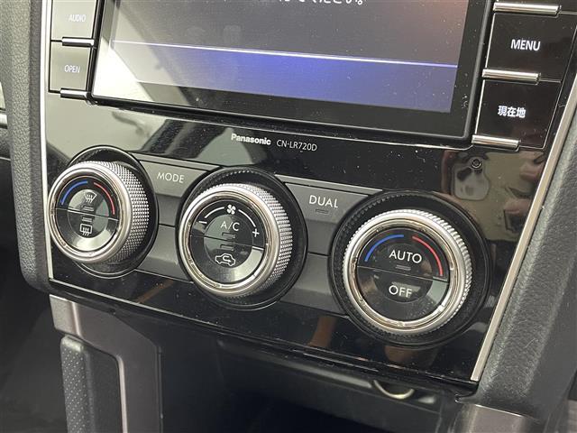 フォレスター Ｘ－ブレイク　カラーアクセント仕様　前席パワーシート　パワーリヤゲート　アドバンスドセイフティパッケージ　プッシュスタート　純正７インチナビ　バックカメラ　全席シートヒーター　ルーフレール　アイサイト　ＬＥＤヘッドライト　４ＷＤ　禁煙車（17枚目）