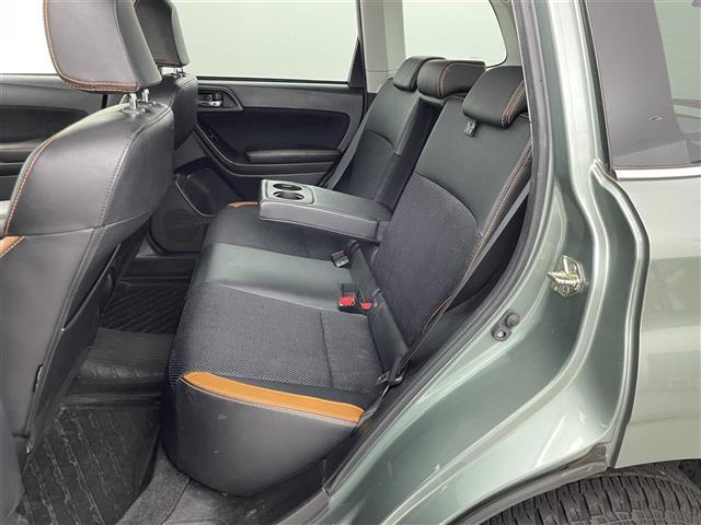 フォレスター Ｘ－ブレイク　カラーアクセント仕様　前席パワーシート　パワーリヤゲート　アドバンスドセイフティパッケージ　プッシュスタート　純正７インチナビ　バックカメラ　全席シートヒーター　ルーフレール　アイサイト　ＬＥＤヘッドライト　４ＷＤ　禁煙車（35枚目）