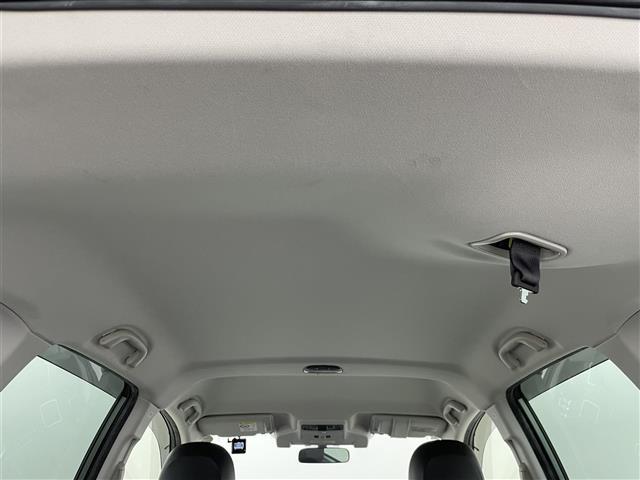 フォレスター Ｘ－ブレイク　カラーアクセント仕様　前席パワーシート　パワーリヤゲート　アドバンスドセイフティパッケージ　プッシュスタート　純正７インチナビ　バックカメラ　全席シートヒーター　ルーフレール　アイサイト　ＬＥＤヘッドライト　４ＷＤ　禁煙車（43枚目）