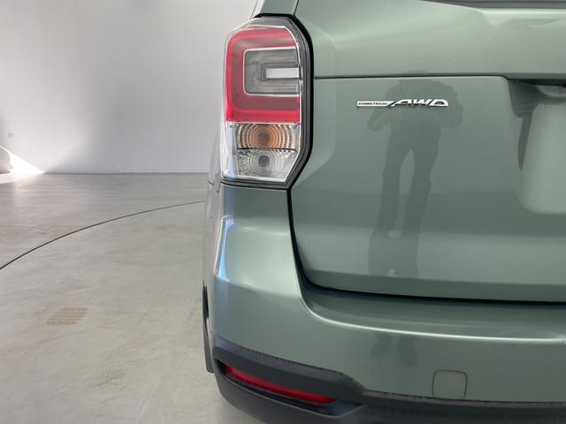 フォレスター Ｘ－ブレイク　カラーアクセント仕様　前席パワーシート　パワーリヤゲート　アドバンスドセイフティパッケージ　プッシュスタート　純正７インチナビ　バックカメラ　全席シートヒーター　ルーフレール　アイサイト　ＬＥＤヘッドライト　４ＷＤ　禁煙車（69枚目）