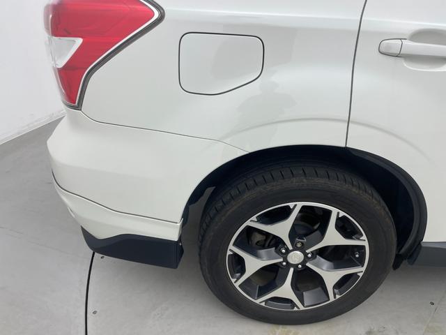 ◆ヘッドライト・ホイール・フロントガラスなど色々な部分のコーティングをご用意しております！