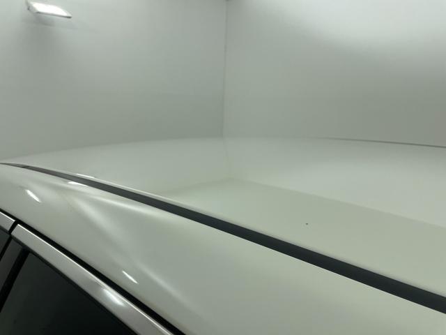 『ホイールコート』はガラス被膜が生む耐久性で走行時の様々な汚れをガードすることで足元を輝かせる光沢＆撥水性が期待できます。足元を汚れから守って美しく見せるためにお勧めしたい商品です。