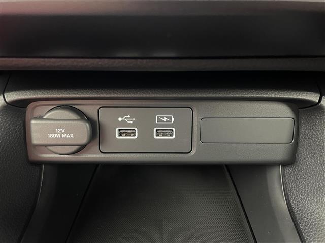 最新ナビ（フルセグ・ワンセグ・ＤＶＤ再生）・カロッツェリア・アルパイン・イクリプスのカーナビを取扱しており、バックカメラ（バックモニター）・後席モニター（フリップダウンモニター）の取付も可能です。