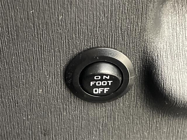 プリウス Sツーリングセレクション・G’s アルパイン9型ナビ バックカメラ フルセグTV 前後ドラレコ ETC LEDヘッドライト オートライト 純正G‘sアルミホイール スマートキー 衝突被害軽減ブレーキ クリアランスソナー 禁煙車(22枚目)