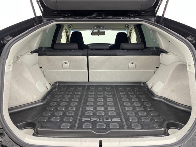 プリウス Sツーリングセレクション・G’s アルパイン9型ナビ バックカメラ フルセグTV 前後ドラレコ ETC LEDヘッドライト オートライト 純正G‘sアルミホイール スマートキー 衝突被害軽減ブレーキ クリアランスソナー 禁煙車(31枚目)