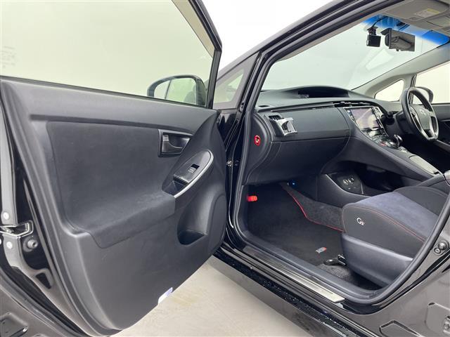 プリウス Sツーリングセレクション・G’s アルパイン9型ナビ バックカメラ フルセグTV 前後ドラレコ ETC LEDヘッドライト オートライト 純正G‘sアルミホイール スマートキー 衝突被害軽減ブレーキ クリアランスソナー 禁煙車(39枚目)