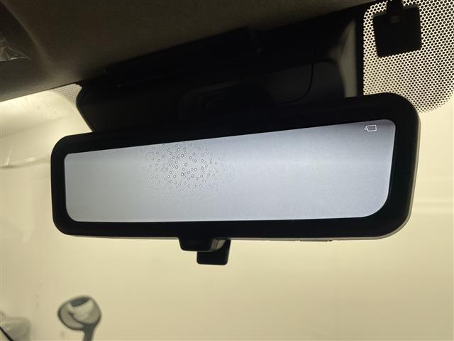 ハイエースワゴン ＧＬ　アルパイン１２．８型後席モニター　アルパイン１１型ナビ　全周囲カメラ　デジタルインナーミラー　電動スライドドア　ＬＥＤ　衝突被害軽減ブレーキ　レーンアシスト　オートライト　ＥＴＣ　ドラレコ　禁煙車（7枚目）