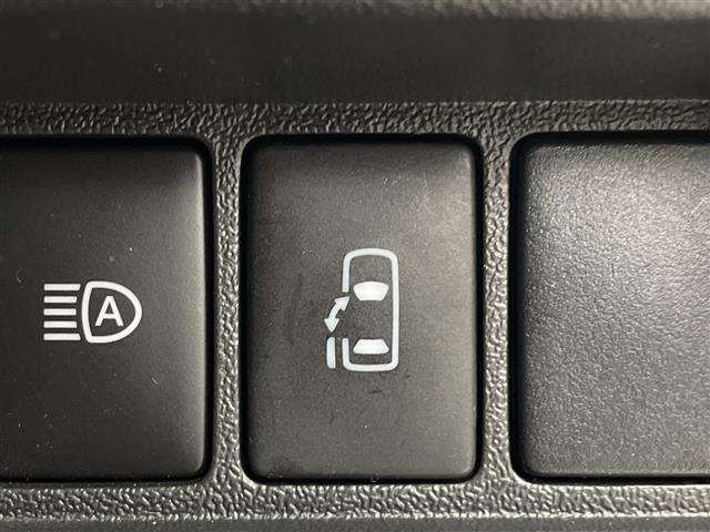 ハイエースワゴン ＧＬ　アルパイン１２．８型後席モニター　アルパイン１１型ナビ　全周囲カメラ　デジタルインナーミラー　電動スライドドア　ＬＥＤ　衝突被害軽減ブレーキ　レーンアシスト　オートライト　ＥＴＣ　ドラレコ　禁煙車（8枚目）