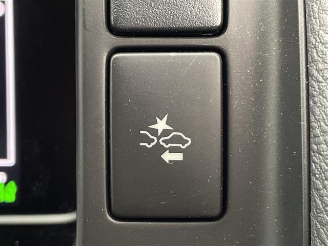 ハイエースワゴン ＧＬ　アルパイン１２．８型後席モニター　アルパイン１１型ナビ　全周囲カメラ　デジタルインナーミラー　電動スライドドア　ＬＥＤ　衝突被害軽減ブレーキ　レーンアシスト　オートライト　ＥＴＣ　ドラレコ　禁煙車（12枚目）