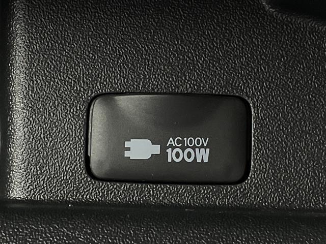 ハイエースワゴン ＧＬ　アルパイン１２．８型後席モニター　アルパイン１１型ナビ　全周囲カメラ　デジタルインナーミラー　電動スライドドア　ＬＥＤ　衝突被害軽減ブレーキ　レーンアシスト　オートライト　ＥＴＣ　ドラレコ　禁煙車（16枚目）