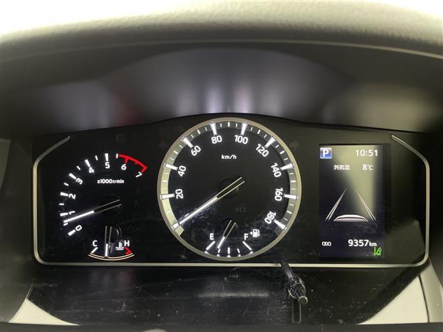 ハイエースワゴン ＧＬ　アルパイン１２．８型後席モニター　アルパイン１１型ナビ　全周囲カメラ　デジタルインナーミラー　電動スライドドア　ＬＥＤ　衝突被害軽減ブレーキ　レーンアシスト　オートライト　ＥＴＣ　ドラレコ　禁煙車（21枚目）