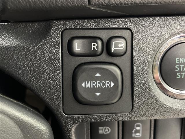 ハイエースワゴン ＧＬ　アルパイン１２．８型後席モニター　アルパイン１１型ナビ　全周囲カメラ　デジタルインナーミラー　電動スライドドア　ＬＥＤ　衝突被害軽減ブレーキ　レーンアシスト　オートライト　ＥＴＣ　ドラレコ　禁煙車（23枚目）