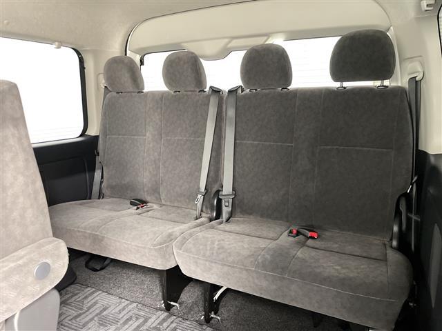 ハイエースワゴン ＧＬ　アルパイン１２．８型後席モニター　アルパイン１１型ナビ　全周囲カメラ　デジタルインナーミラー　電動スライドドア　ＬＥＤ　衝突被害軽減ブレーキ　レーンアシスト　オートライト　ＥＴＣ　ドラレコ　禁煙車（33枚目）