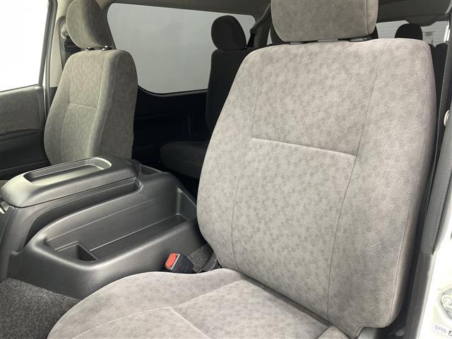 ハイエースワゴン ＧＬ　アルパイン１２．８型後席モニター　アルパイン１１型ナビ　全周囲カメラ　デジタルインナーミラー　電動スライドドア　ＬＥＤ　衝突被害軽減ブレーキ　レーンアシスト　オートライト　ＥＴＣ　ドラレコ　禁煙車（38枚目）