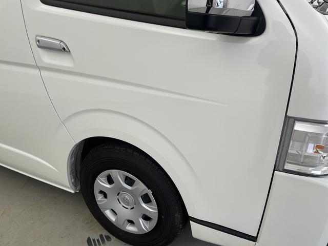 ハイエースワゴン ＧＬ　アルパイン１２．８型後席モニター　アルパイン１１型ナビ　全周囲カメラ　デジタルインナーミラー　電動スライドドア　ＬＥＤ　衝突被害軽減ブレーキ　レーンアシスト　オートライト　ＥＴＣ　ドラレコ　禁煙車（57枚目）