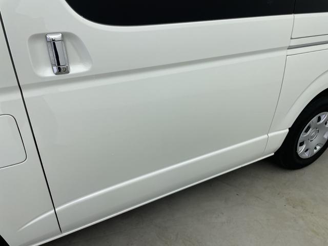 ハイエースワゴン ＧＬ　アルパイン１２．８型後席モニター　アルパイン１１型ナビ　全周囲カメラ　デジタルインナーミラー　電動スライドドア　ＬＥＤ　衝突被害軽減ブレーキ　レーンアシスト　オートライト　ＥＴＣ　ドラレコ　禁煙車（67枚目）