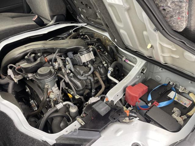 ハイエースワゴン ＧＬ　アルパイン１２．８型後席モニター　アルパイン１１型ナビ　全周囲カメラ　デジタルインナーミラー　電動スライドドア　ＬＥＤ　衝突被害軽減ブレーキ　レーンアシスト　オートライト　ＥＴＣ　ドラレコ　禁煙車（79枚目）
