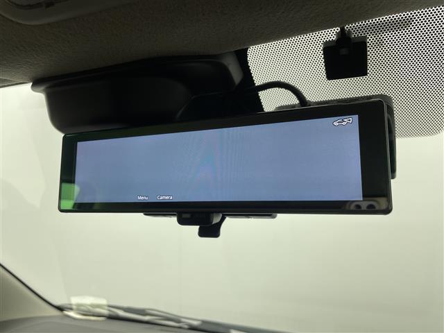 キャラバン ロンググランドプレミアムＧＸ　アルパイン１１インチナビ　全周囲カメラ　フルセグＴＶ　電動スライドドア　ＥＴＣ　ドラレコ　シートヒーター　衝突被害軽減ブレーキ　ＬＥＤヘッドライト　オートライト　横滑り防止装置　スマートキー　禁煙車（3枚目）