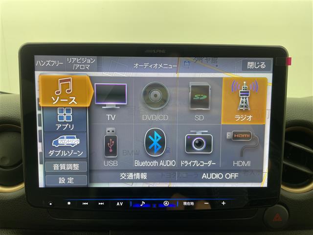 キャラバン ロンググランドプレミアムＧＸ　アルパイン１１インチナビ　全周囲カメラ　フルセグＴＶ　電動スライドドア　ＥＴＣ　ドラレコ　シートヒーター　衝突被害軽減ブレーキ　ＬＥＤヘッドライト　オートライト　横滑り防止装置　スマートキー　禁煙車（7枚目）