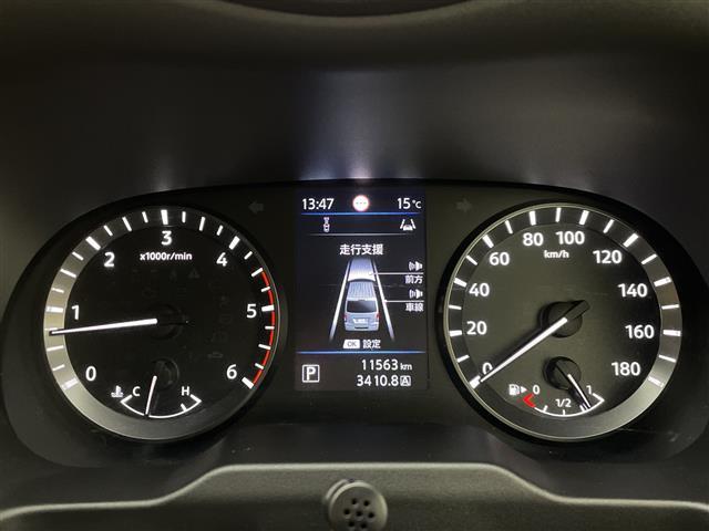 キャラバン ロンググランドプレミアムＧＸ　アルパイン１１インチナビ　全周囲カメラ　フルセグＴＶ　電動スライドドア　ＥＴＣ　ドラレコ　シートヒーター　衝突被害軽減ブレーキ　ＬＥＤヘッドライト　オートライト　横滑り防止装置　スマートキー　禁煙車（22枚目）