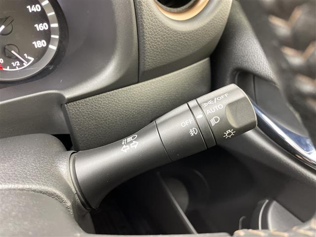 キャラバン ロンググランドプレミアムＧＸ　アルパイン１１インチナビ　全周囲カメラ　フルセグＴＶ　電動スライドドア　ＥＴＣ　ドラレコ　シートヒーター　衝突被害軽減ブレーキ　ＬＥＤヘッドライト　オートライト　横滑り防止装置　スマートキー　禁煙車（23枚目）