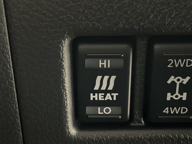 キャラバン ロンググランドプレミアムＧＸ　アルパイン１１インチナビ　全周囲カメラ　フルセグＴＶ　電動スライドドア　ＥＴＣ　ドラレコ　シートヒーター　衝突被害軽減ブレーキ　ＬＥＤヘッドライト　オートライト　横滑り防止装置　スマートキー　禁煙車（26枚目）