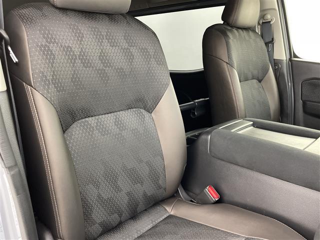 キャラバン ロンググランドプレミアムＧＸ　アルパイン１１インチナビ　全周囲カメラ　フルセグＴＶ　電動スライドドア　ＥＴＣ　ドラレコ　シートヒーター　衝突被害軽減ブレーキ　ＬＥＤヘッドライト　オートライト　横滑り防止装置　スマートキー　禁煙車（32枚目）