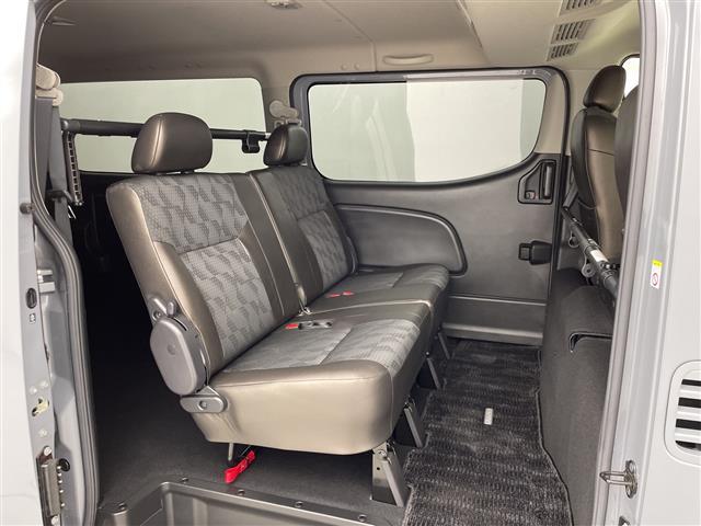 キャラバン ロンググランドプレミアムＧＸ　アルパイン１１インチナビ　全周囲カメラ　フルセグＴＶ　電動スライドドア　ＥＴＣ　ドラレコ　シートヒーター　衝突被害軽減ブレーキ　ＬＥＤヘッドライト　オートライト　横滑り防止装置　スマートキー　禁煙車（33枚目）