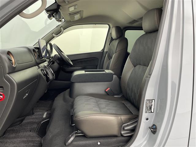 キャラバン ロンググランドプレミアムＧＸ　アルパイン１１インチナビ　全周囲カメラ　フルセグＴＶ　電動スライドドア　ＥＴＣ　ドラレコ　シートヒーター　衝突被害軽減ブレーキ　ＬＥＤヘッドライト　オートライト　横滑り防止装置　スマートキー　禁煙車（34枚目）