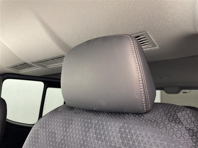 キャラバン ロンググランドプレミアムＧＸ　アルパイン１１インチナビ　全周囲カメラ　フルセグＴＶ　電動スライドドア　ＥＴＣ　ドラレコ　シートヒーター　衝突被害軽減ブレーキ　ＬＥＤヘッドライト　オートライト　横滑り防止装置　スマートキー　禁煙車（35枚目）