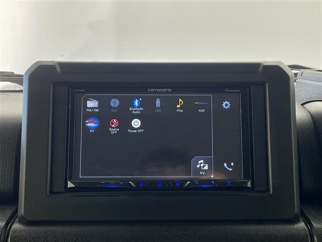 ジムニー XC ディスプレイオーディオ ETC ミラー型ドラレコ シートヒーター 衝突被害軽減ブレーキ レーンアシスト LEDヘッドライト オートライト ダウンヒルアシストコントロール スマートキー 禁煙車(4枚目)
