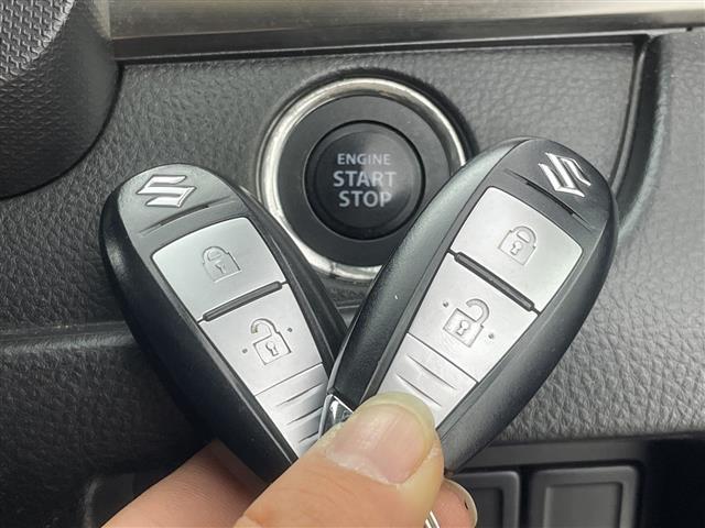 スイフトスポーツ ベースグレード 6MT ナビ ワンセグTV HIDヘッドライト オートライト スマートキー 純正アルミホイール 横滑り防止装置 スーパーチャージャー プッシュスタートボタン フォグランプ フロアマット ABS(6枚目)