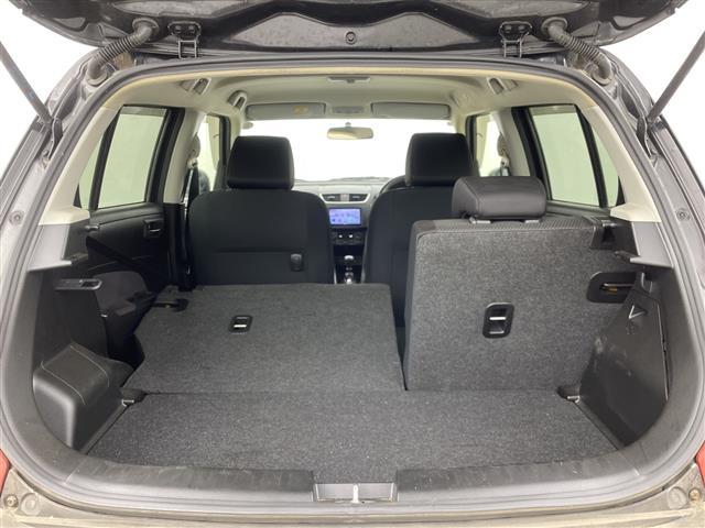 スイフトスポーツ ベースグレード 6MT ナビ ワンセグTV HIDヘッドライト オートライト スマートキー 純正アルミホイール 横滑り防止装置 スーパーチャージャー プッシュスタートボタン フォグランプ フロアマット ABS(36枚目)