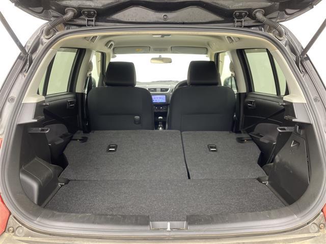 スイフトスポーツ ベースグレード 6MT ナビ ワンセグTV HIDヘッドライト オートライト スマートキー 純正アルミホイール 横滑り防止装置 スーパーチャージャー プッシュスタートボタン フォグランプ フロアマット ABS(37枚目)