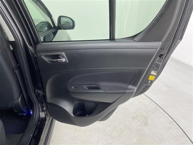 スイフトスポーツ ベースグレード 6MT ナビ ワンセグTV HIDヘッドライト オートライト スマートキー 純正アルミホイール 横滑り防止装置 スーパーチャージャー プッシュスタートボタン フォグランプ フロアマット ABS(41枚目)