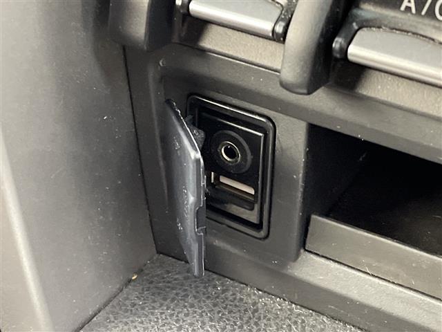 BRZ S 6速MT アルカンターラ&レザーシート ナビ フルセグTV シートヒーター ETC ドラレコ HIDヘッドライト オートライト フォグランプ スマートキー シートヒーター 純正アルミホイール 禁煙車(24枚目)