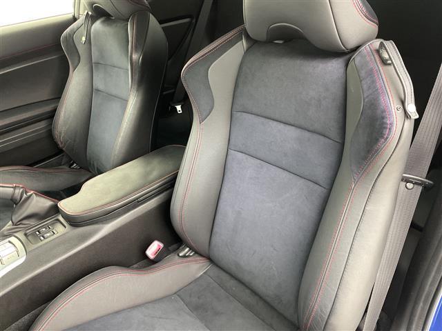 BRZ S 6速MT アルカンターラ&レザーシート ナビ フルセグTV シートヒーター ETC ドラレコ HIDヘッドライト オートライト フォグランプ スマートキー シートヒーター 純正アルミホイール 禁煙車(36枚目)