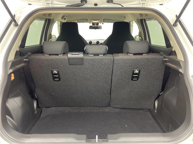 スイフトスポーツ ベースグレード　６速ＭＴ　純正８型ナビ　バックカメラ　ＥＴＣ　ＢＳＭ　ＬＥＤヘッドライト　オートライト　衝突被害軽減ブレーキ　レーンアシスト　アダプティブクルーズコントロール　クリアランスソナー　スマートキー（35枚目）