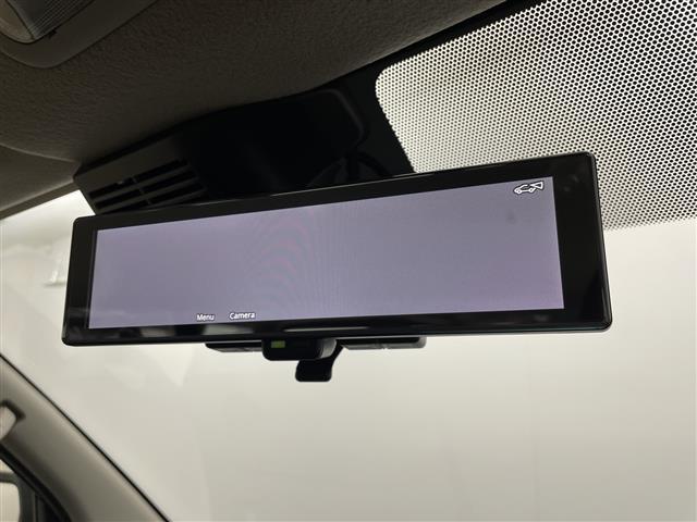 キャラバン ロンググランドプレミアムＧＸ　登録済未使用車　４ＷＤ　デジタルインナーミラー　全周囲カメラ　電動スライドドア　ハーフレザーシート　シートヒーター　衝突被害軽減ブレーキ　クリアランスソナー　スマートキー　リアヒーター／クーラー　禁煙（3枚目）