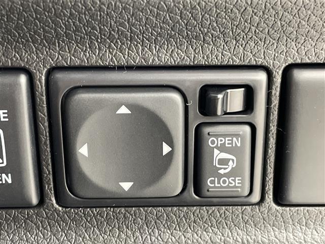 キャラバン ロンググランドプレミアムＧＸ　登録済未使用車　４ＷＤ　デジタルインナーミラー　全周囲カメラ　電動スライドドア　ハーフレザーシート　シートヒーター　衝突被害軽減ブレーキ　クリアランスソナー　スマートキー　リアヒーター／クーラー　禁煙（8枚目）