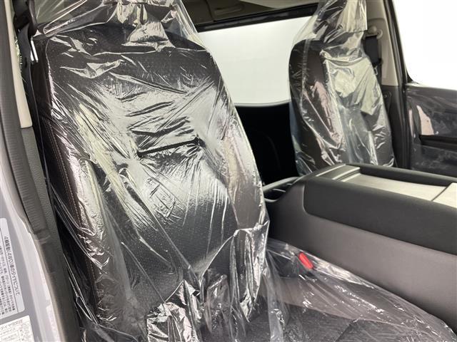 キャラバン ロンググランドプレミアムＧＸ　登録済未使用車　４ＷＤ　デジタルインナーミラー　全周囲カメラ　電動スライドドア　ハーフレザーシート　シートヒーター　衝突被害軽減ブレーキ　クリアランスソナー　スマートキー　リアヒーター／クーラー　禁煙（34枚目）