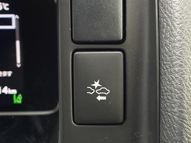 ハイエースバン スーパーＧＬ　ダーク　プライムＩＩ　４ＷＤディーゼル　両側電動スライドドア　オートハイビーム　フォグランプ　ＬＥＤ　レーンキープアシスト　クリアランスソナー　衝突被害軽減システム　ハーフレザーシート　ＭＴモード付ＡＴ　禁煙車（8枚目）