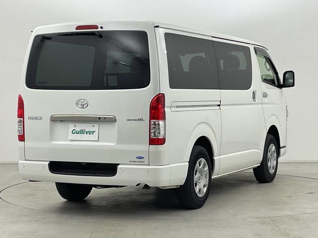 ハイエースバン スーパーＧＬ　ダーク　プライムＩＩ　４ＷＤディーゼル　両側電動スライドドア　オートハイビーム　フォグランプ　ＬＥＤ　レーンキープアシスト　クリアランスソナー　衝突被害軽減システム　ハーフレザーシート　ＭＴモード付ＡＴ　禁煙車（46枚目）